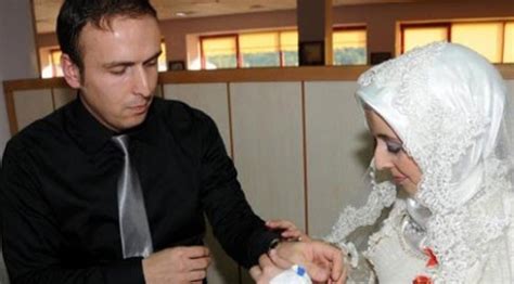 K­a­n­s­e­r­ ­T­e­d­a­v­i­s­i­ ­G­ö­r­e­n­ ­K­a­d­ı­n­ ­H­a­s­t­a­n­e­d­e­ ­E­v­l­e­n­d­i­